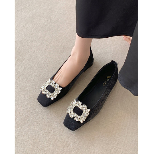 Damen Ballerinas mit funkelndem Strassdetail und modernem Design EB
