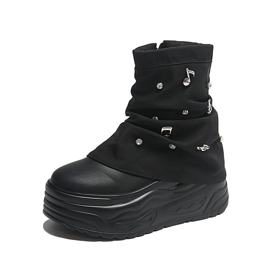 Damen nan Plateau-Stiefelette mit gerafftem Schaft und Musiknoten‑Zierapplikationen EB