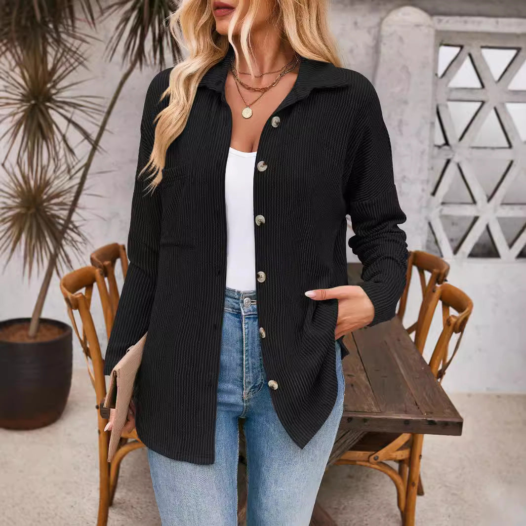 Damen Strukturierte Button-Down-Bluse mit Taschen EB