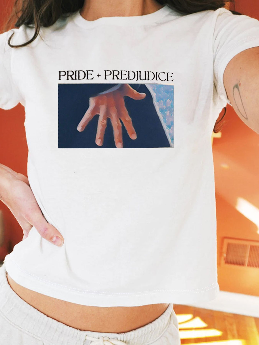 Damen Crop-T-Shirt mit kreativem Bärenmotiv und witzigem Spruch EB