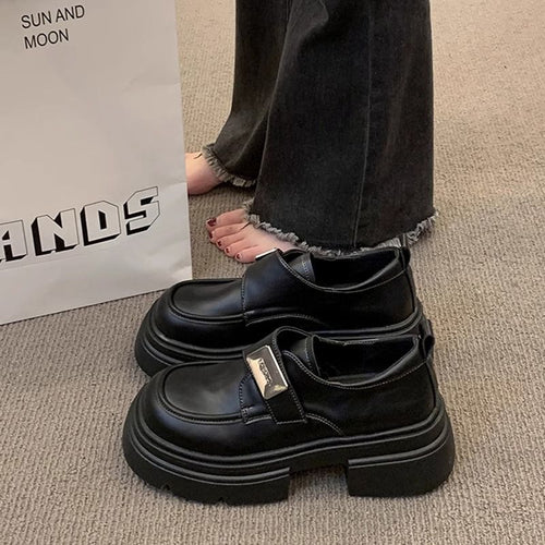 Damen Modische Chunky Boots mit innovativer Schnalle und robustem Design EB