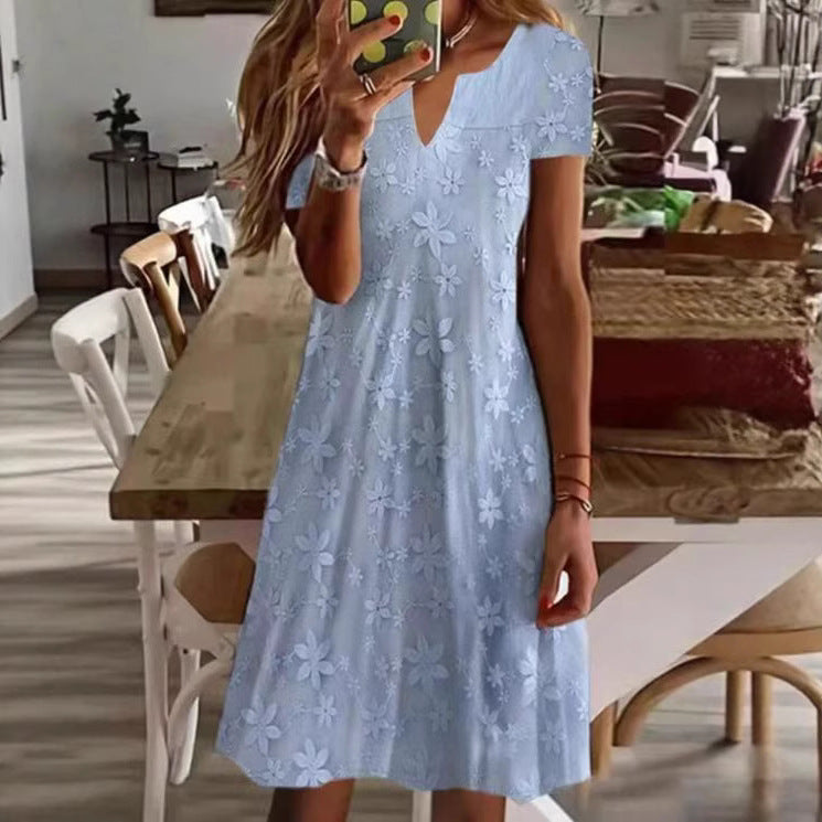 Damen Freizeitkleid mit floralem Stickdesign und V-Ausschnitt Heidi-Mode