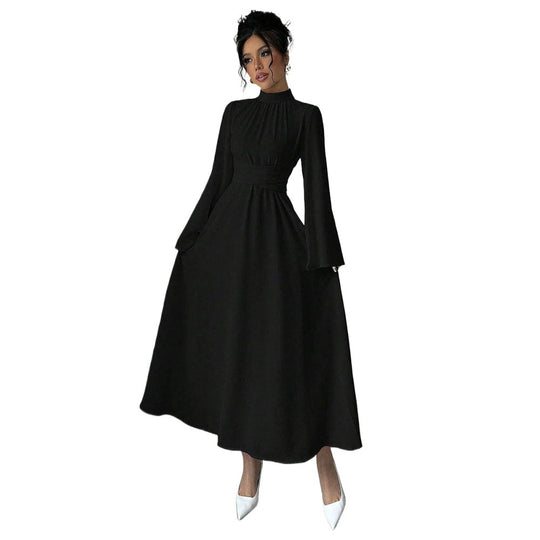 Damen elegantes Maxikleid mit Stehkragen, geraffter Taillenpartie und ausgestelltem A‑Linien‑Rock Eichborn Berlin