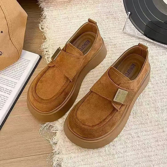 Damen Chunky Clogs aus weichem Wildleder mit verstellbarem Klettverschluss EB