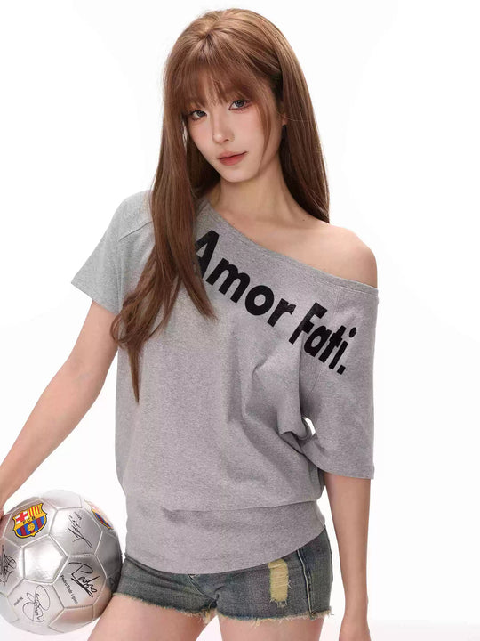 Damen nan asymmetrisches Ein-Schulter-Oberteil mit 'Amor Fati' Typo-Frontprint und Tunnelzugsaum EB