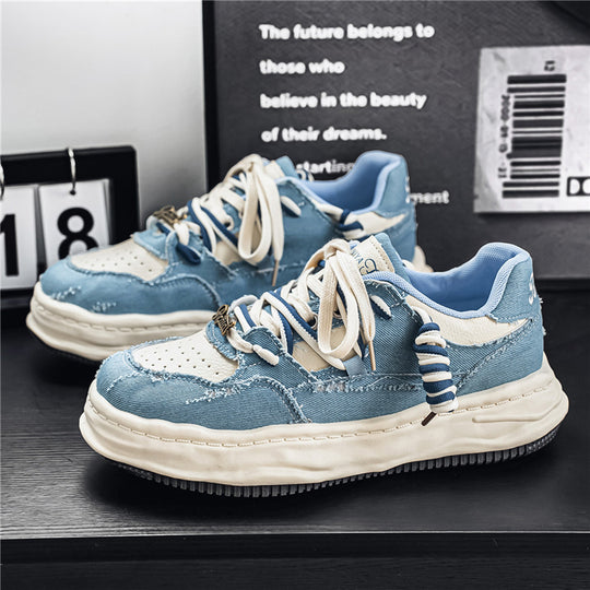 Damen denim-Plateau-Sneaker mit kontrastnähten, wattierter Wellenlaufsohle und verzierten Schnürdetails EB
