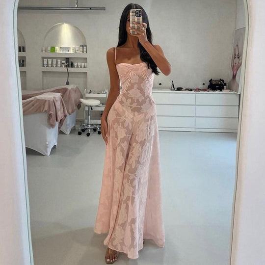 Damen Maxikleid mit elegantem Spitzenbesatz und verführerischem Schnitt EB