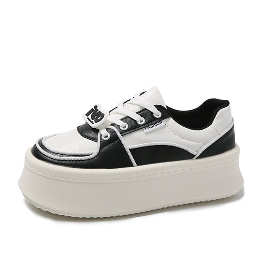 Damen Plattform-Sneaker mit modernem Design und ausgeprägtem Sohlenprofil EB