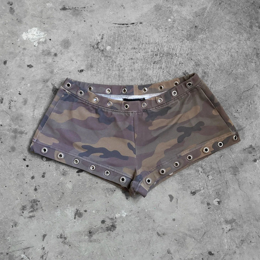 Damen Camouflage Shorts mit dekorativen Ösen EB