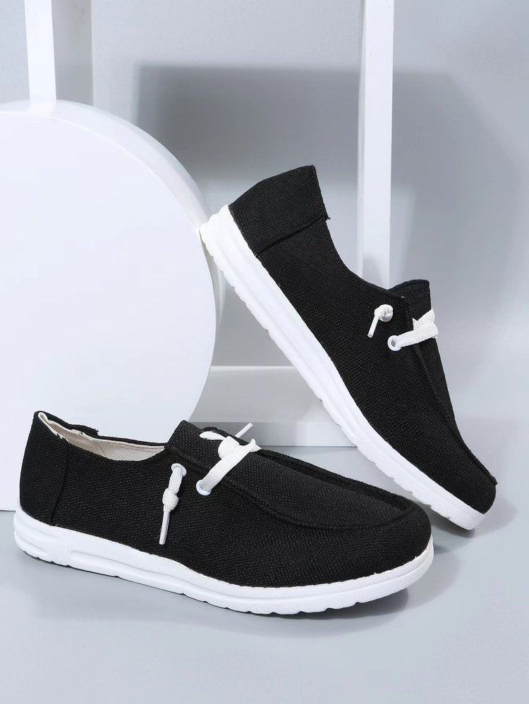 Damen Freizeit-Slip-On Schuhe mit elastischen Schnürdetails und rutschfester Sohle EB