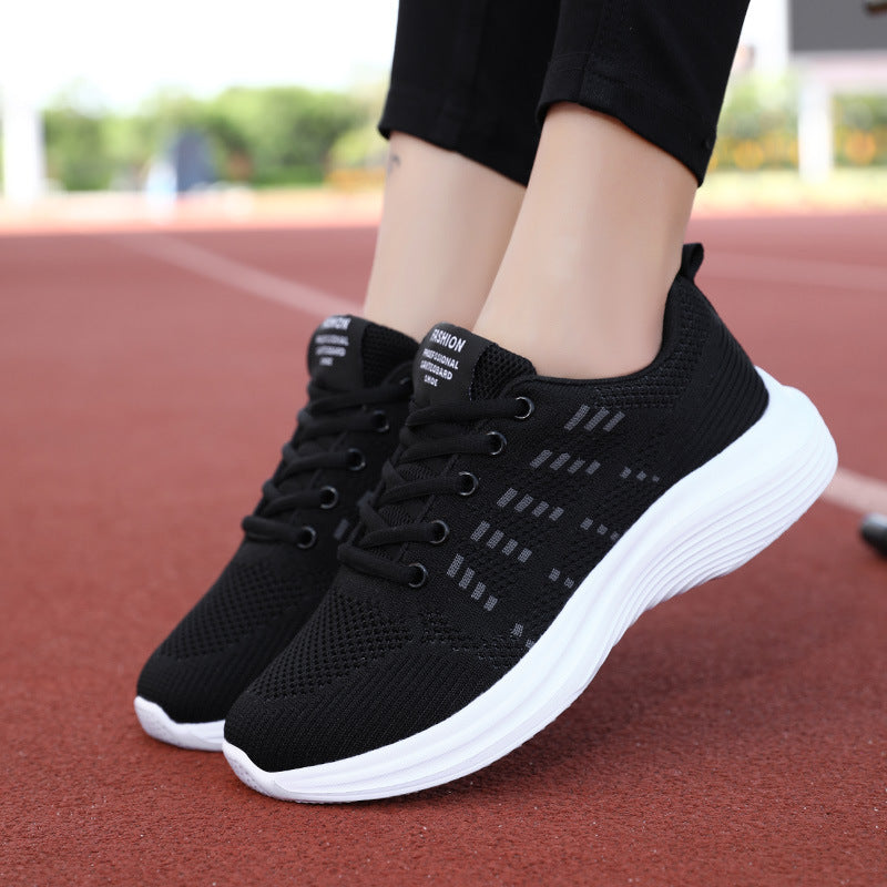 Damen Sportschuhe mit atmungsaktivem Obermaterial und robustem Sohlenprofil EB