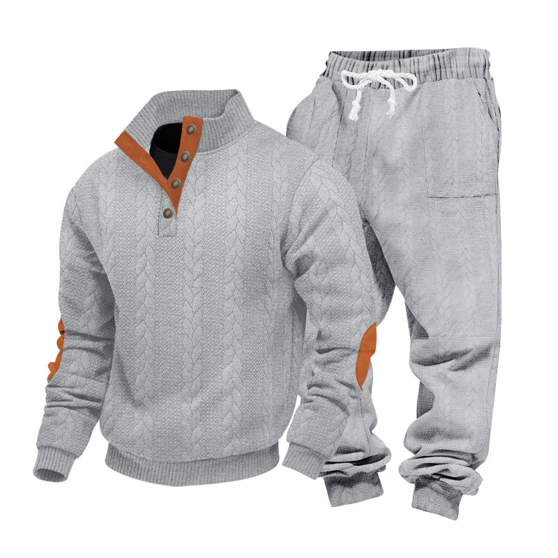 Herren nan Strickkombination aus Pullover und Jogginghose mit Zopfmuster und Ellenbogenbesatz EB