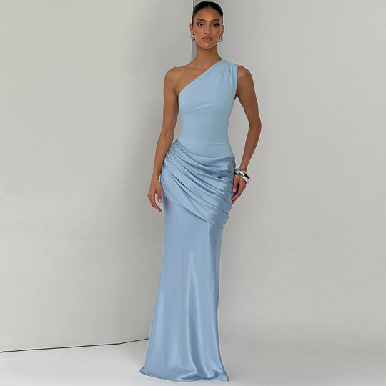 Damen Elegantes Maxikleid mit asymmetrischem Schnitt und raffinierten Drapierungen EB