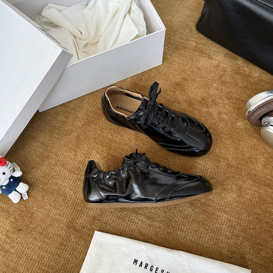 Damen Komfortable Design-Sneaker aus hochwertigem Leder EB
