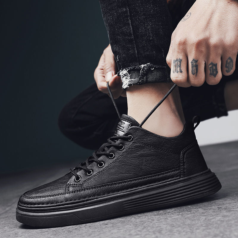 Damen Legere Sneaker mit einem modernen Silhouetten-Design und komfortabler Laufsohle EB