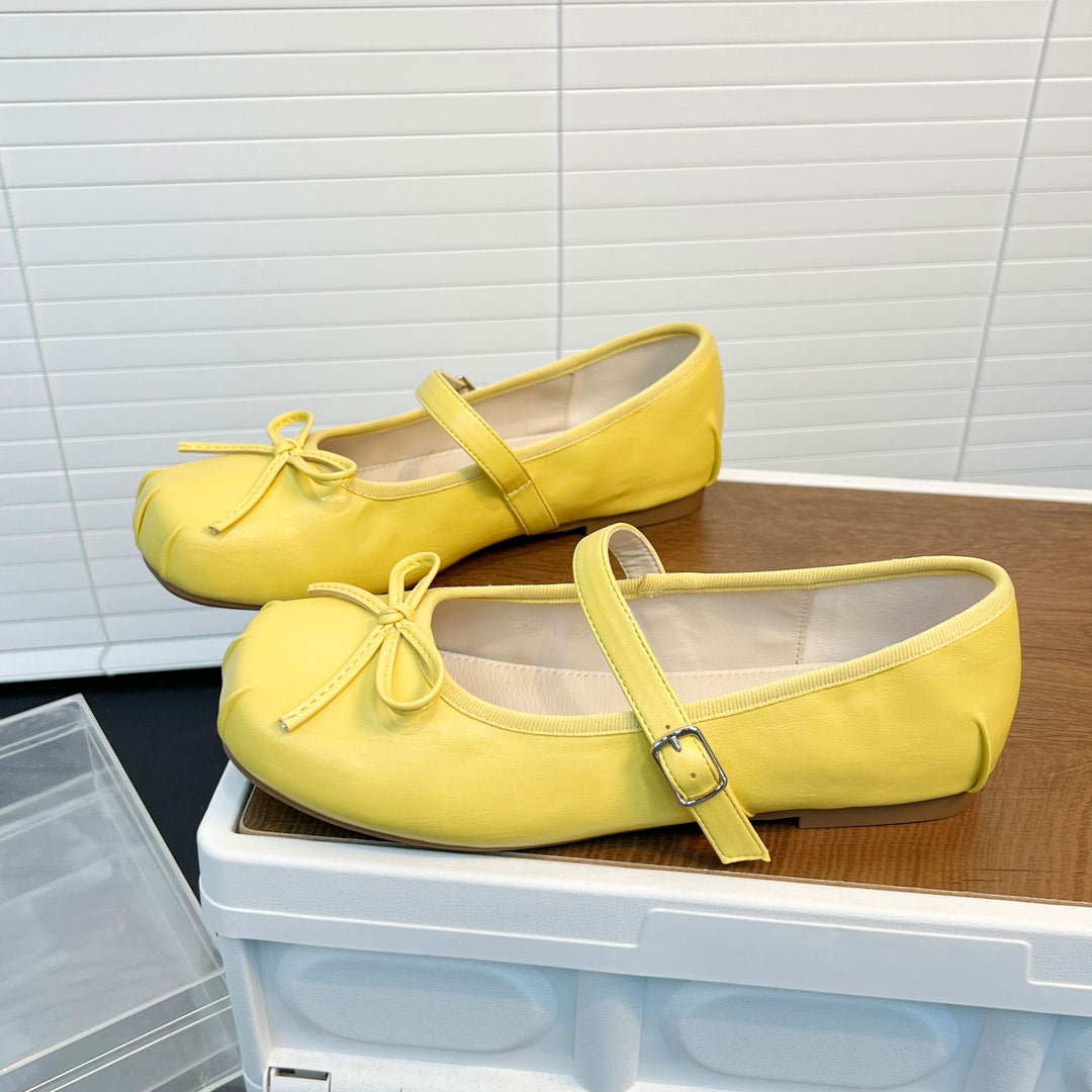 Damen Elegante Ballerinas mit süßem Schleifenakzent und praktischem Riemen EB
