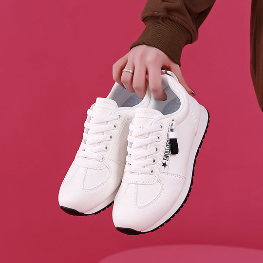 Damen Sneakers mit modernem Design und atmungsaktiver Obermaterialstruktur EB