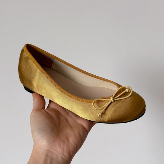 Damen Ballerinas mit elegantem Schleifenakzent und luxuriösem Satinfinish EB