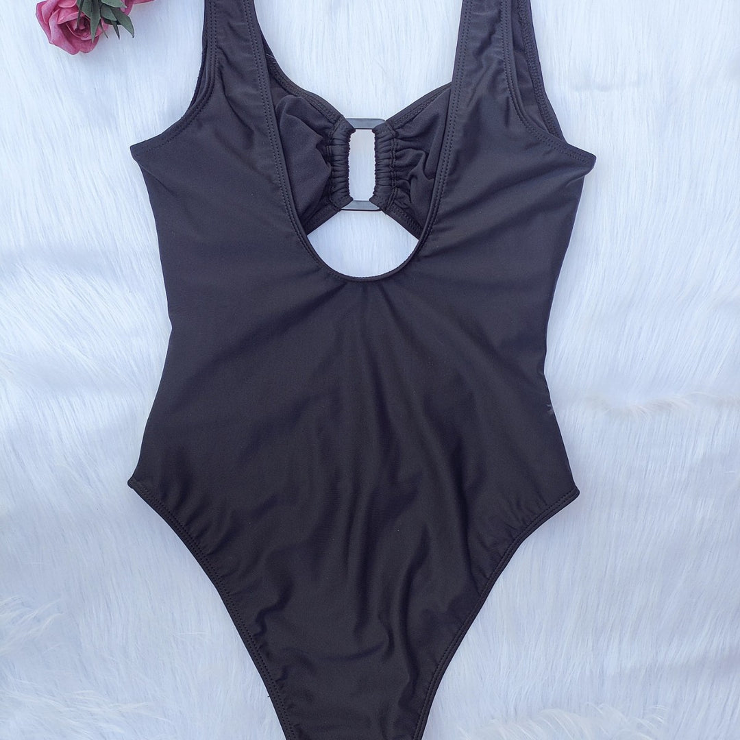 Damen Einteiler-Badeanzug mit modischen Cut-Outs und elegantem Design EB