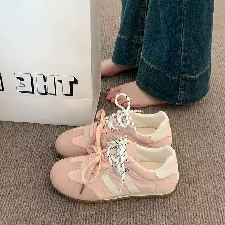 Damen Sneakers im sportlichen Retro-Stil mit atmungsaktiver Oberflächenstruktur EB