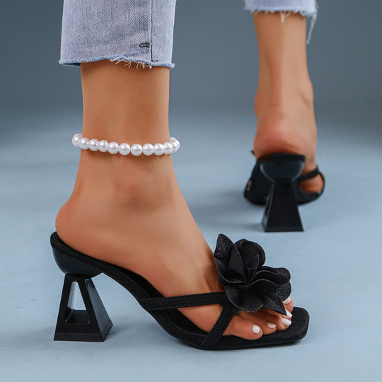 Damen Blockabsatz Sandaletten mit floralen Applikationen EB