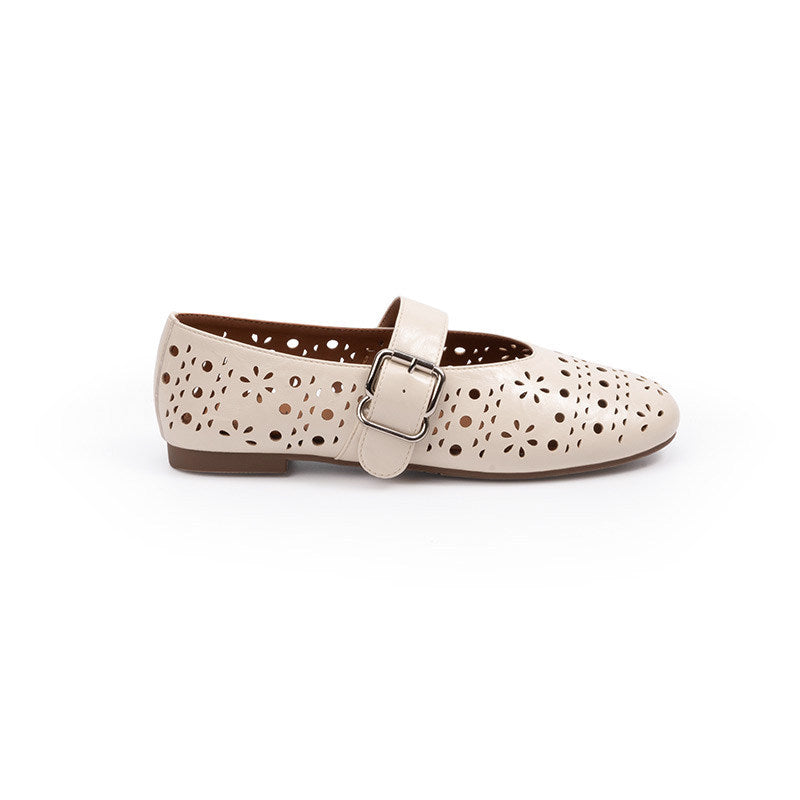 Damen Ballerinas mit floralen Lochmuster und verstellbarem Riemen EB