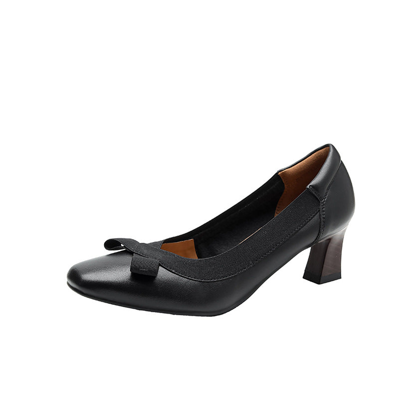 Damen Elegante Pumps mit modischem Riemen und Schleifen-Detail EB