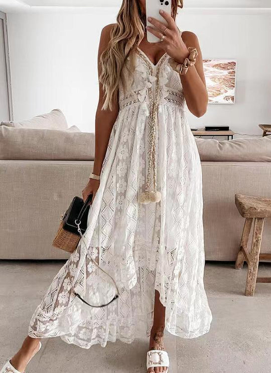 Damen Boho-Maxikleid mit Spitzenakzenten und dekorativen Quasten EB