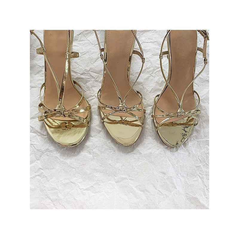 Damen elegante High Heel Sandalen mit feinen Riemchen und glitzerndem Detail EB