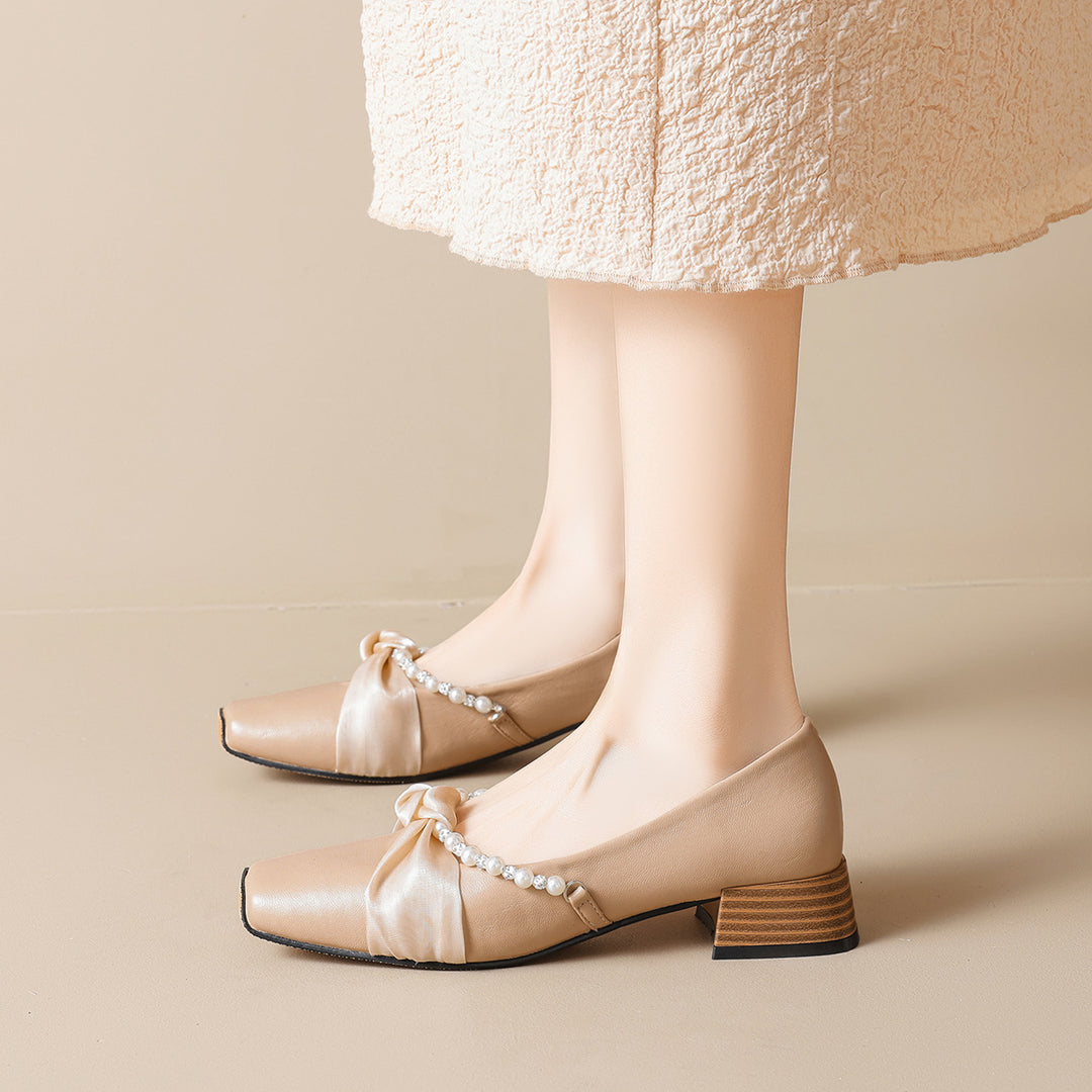 Damen elegante Ballerinas mit modischem Schleifenakzent und funkelnden Perlen EB