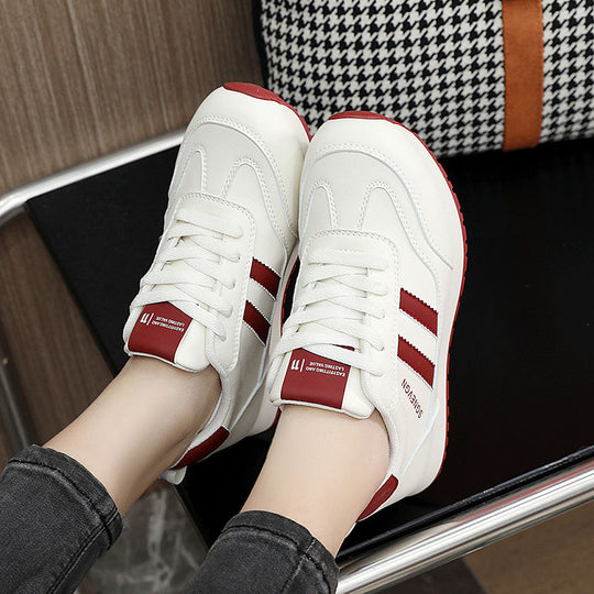 Damen Sportliche Sneakers mit atmungsaktiver Obermaterialstruktur und rutschfester Sohle EB