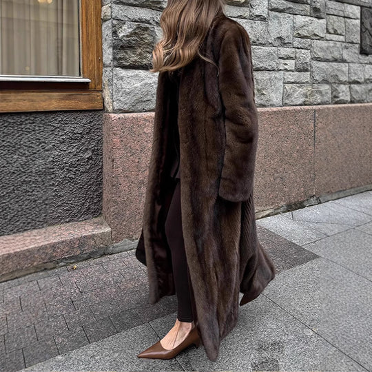 Damen Eleganter und flauschiger Langmantel aus Kunstfell EB