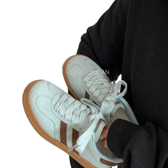 Damen Sportliche Sneakers mit atmungsaktiven Textil-Oberflächen und flexiblem Sohlenprofil EB