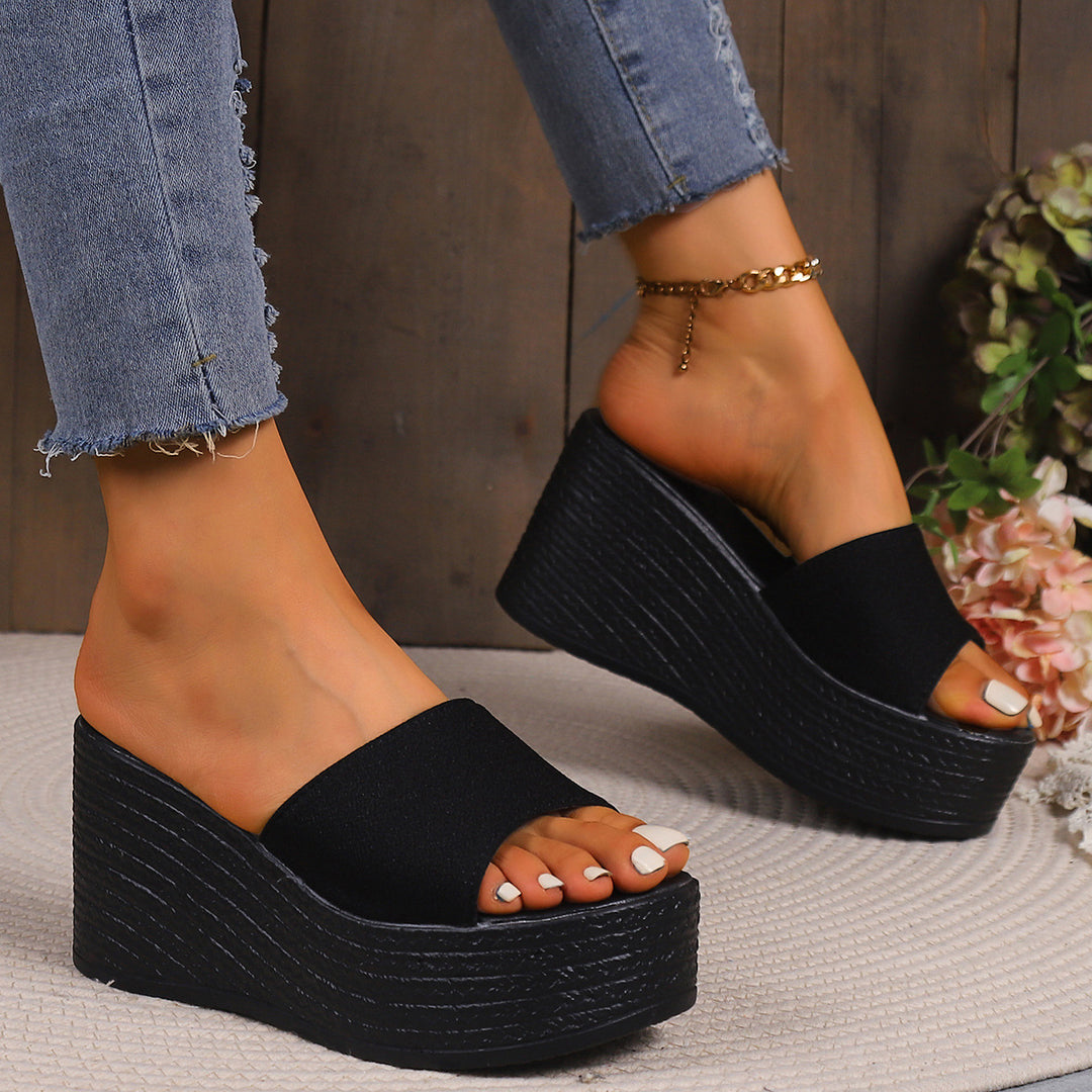 Damen Wedge-Pantoletten mit elegantem Schnitt und komfortabler Sohle EB