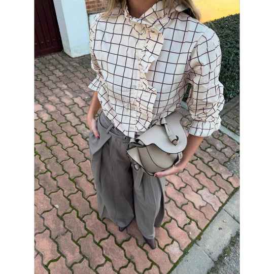Damen Karobluse mit Rüschendetails und Knopfverschluss EB