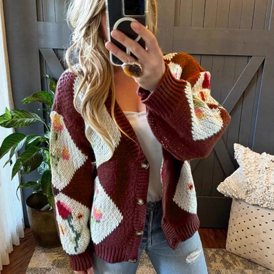 Damen Strickjacke mit floralem Muster und dekorativem Knopfdesign EB
