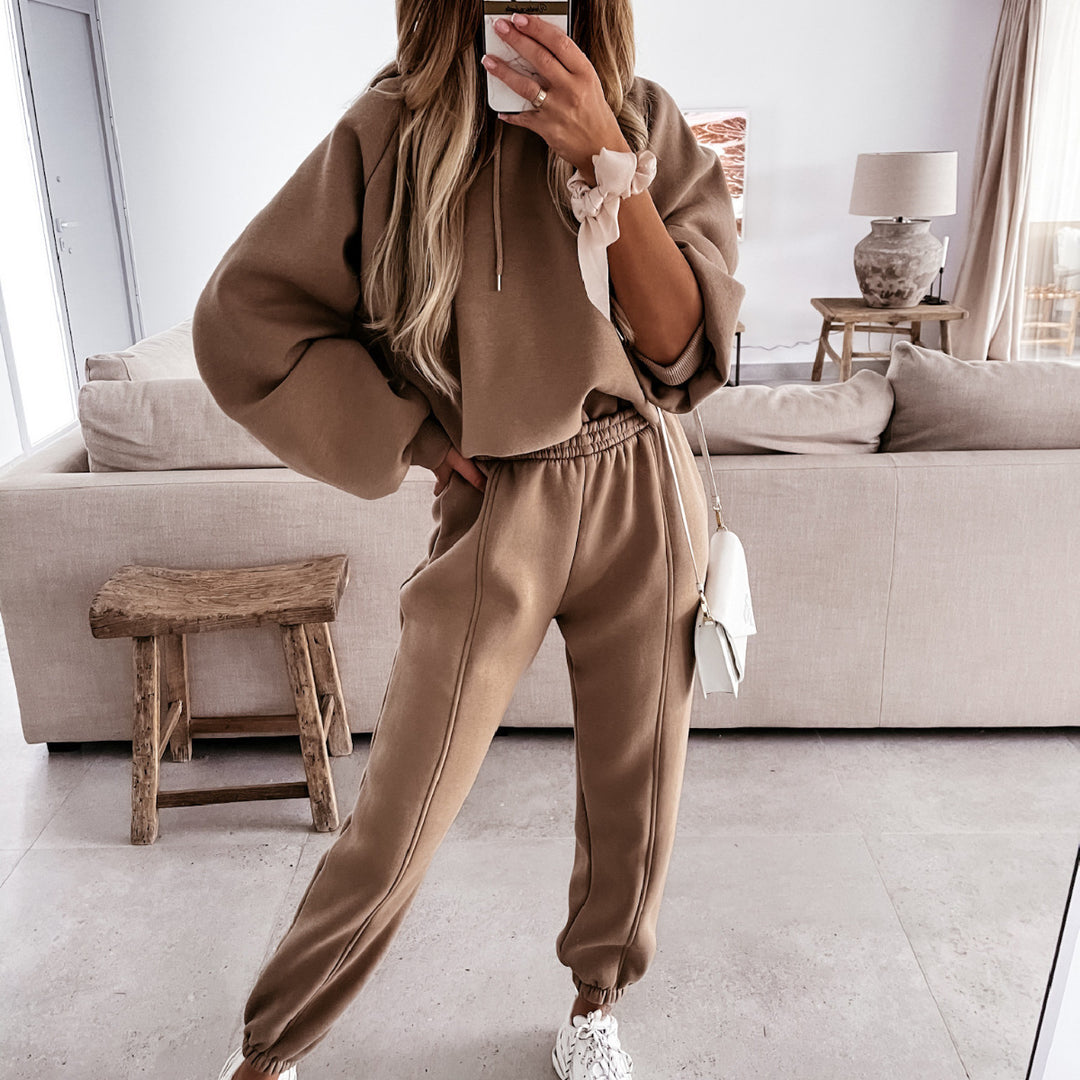 Damen kuscheliges Lounge-Zweiteiler-Set mit oversized Kapuzenpullover, Balloon-Ärmeln und taillierter Jogginghose EB