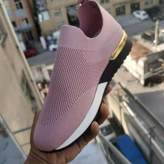 Damen Atmungsaktive Slip-On Sneakers mit modischem Design EB