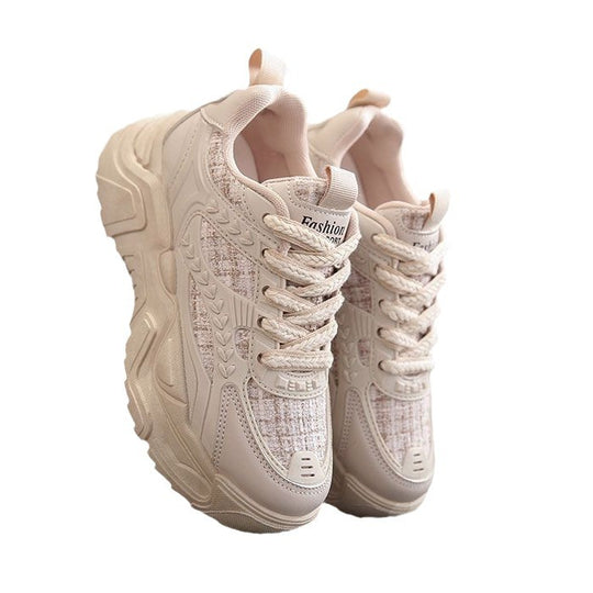 Damen Sportliche Sneakers mit ausgeklügeltem Dämpfungssystem und atmungsaktiver Oberflächenstruktur EB