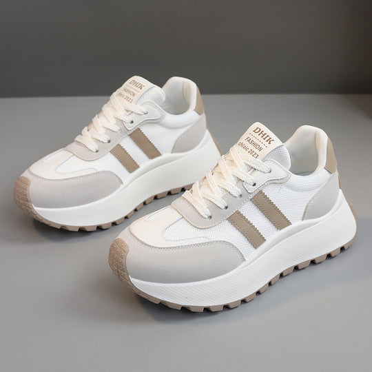 Damen Modische Plateausneaker mit atmungsaktiver Mesh-Oberfläche und stoßdämpfendem Sohlenprofil EB
