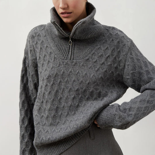 Damen Gemusterter Strickpullover mit hohem Kragen und Halbreißverschluss EB