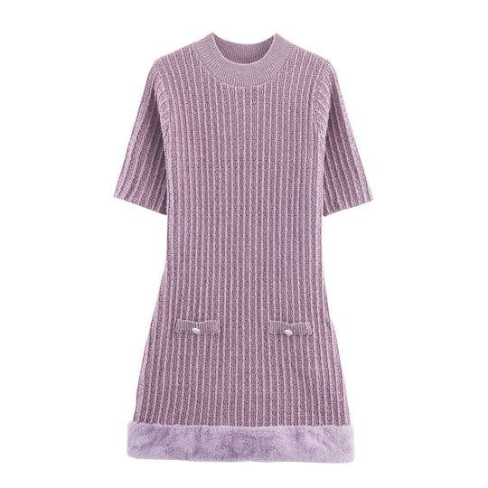 Damen Strickkleid mit dekorativen Taschen und kuscheligem Saum EB