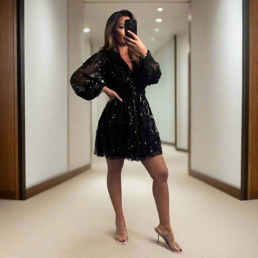 Damen Glänzendes und elegantes Kleid mit Pailletten EB