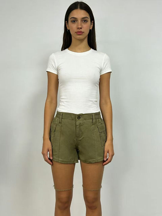 Damen Cargo-Shorts mit funktionalen Seitentaschen und elastischem Bund EB
