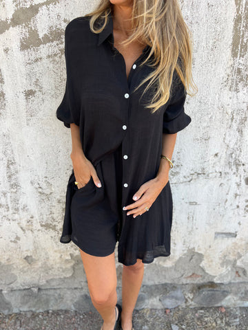 Damen lange Bluse mit durchgehender Knopfleiste und lässigem Schnitt EB