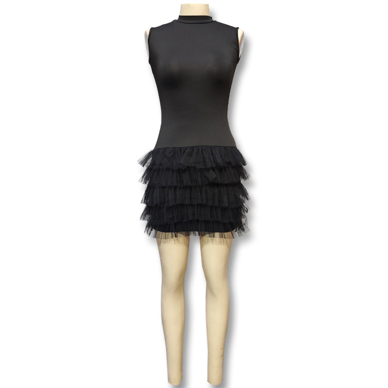 Damen Elegantes und verspieltes Kleid mit Tüllsaum EB
