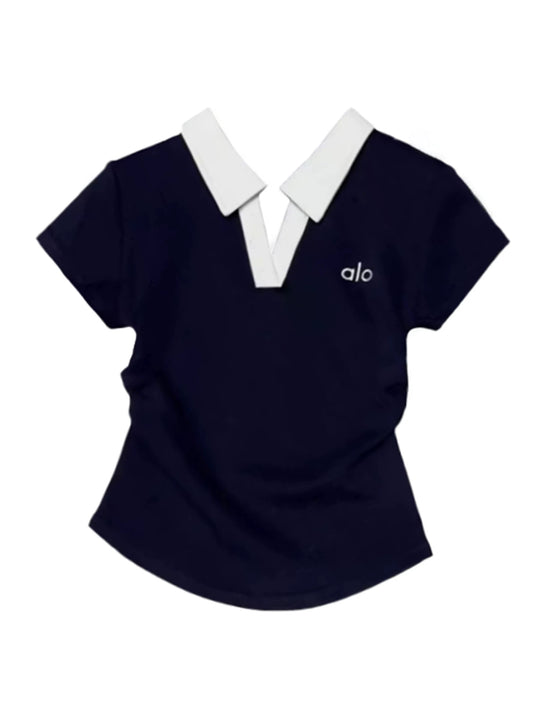 Damen nan kurzärmeliges Polo-Shirt mit offenem V-Ausschnitt, Hemdkragen und dezenter Logo-Stickerei EB