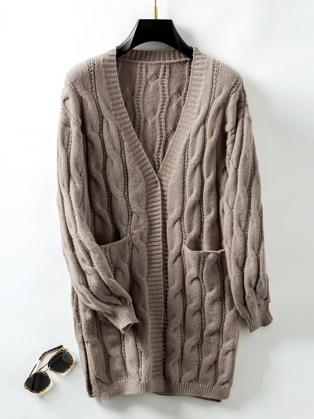 Damen Strickjacke mit V-Ausschnitt und praktischen Taschen EB