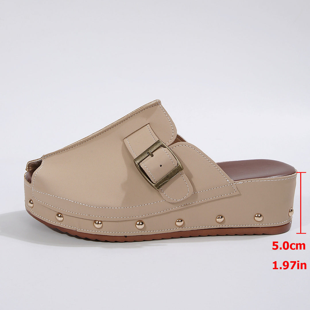 Damen Komfortable Wedge-Pantoletten mit modischem Riemen-Design und dekorativen Nieten EB