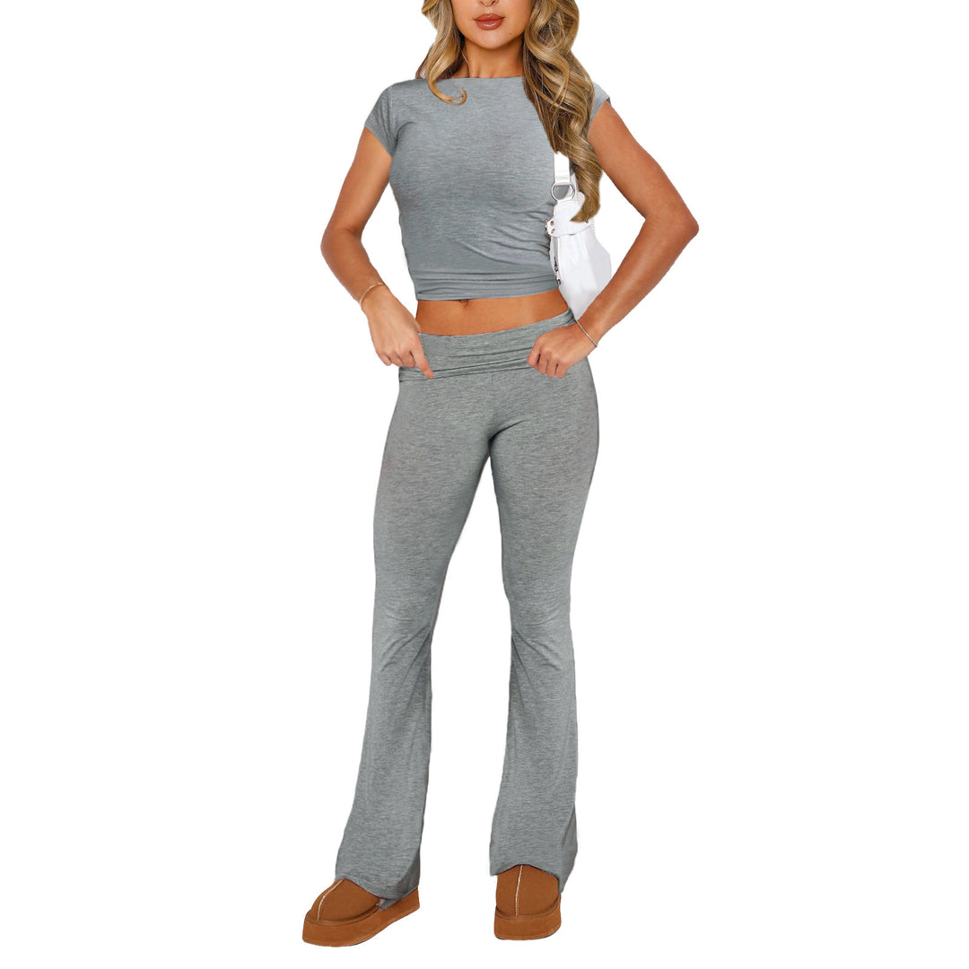 Damen sportliches Set mit figurbetontem Oberteil und ausgestellten Hosen EB